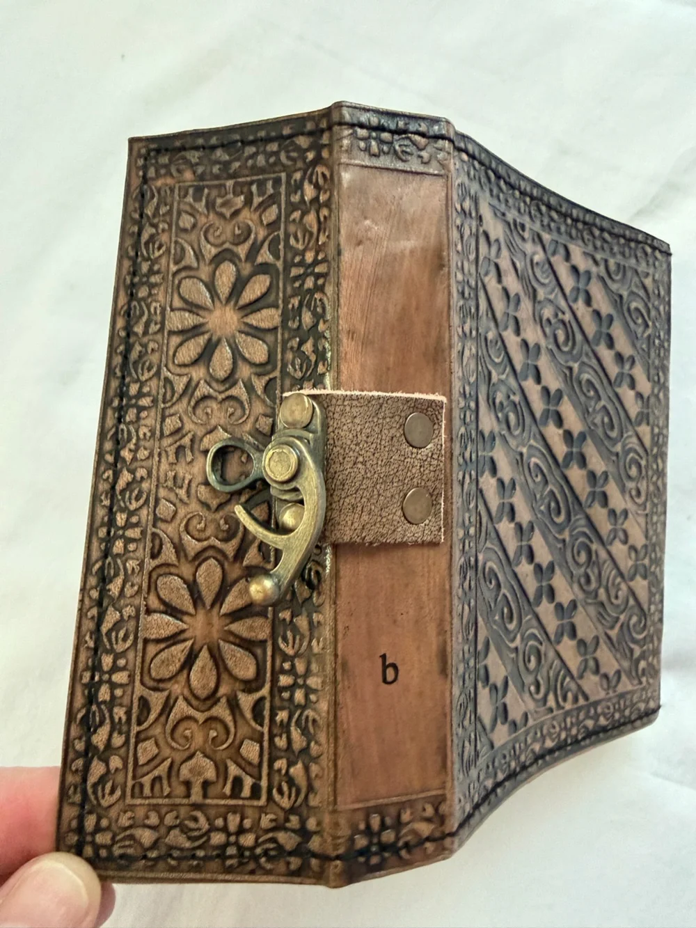 Tree of Life Embossed Vintage Leather Bound Journal Handmade Notebook Diary, New
